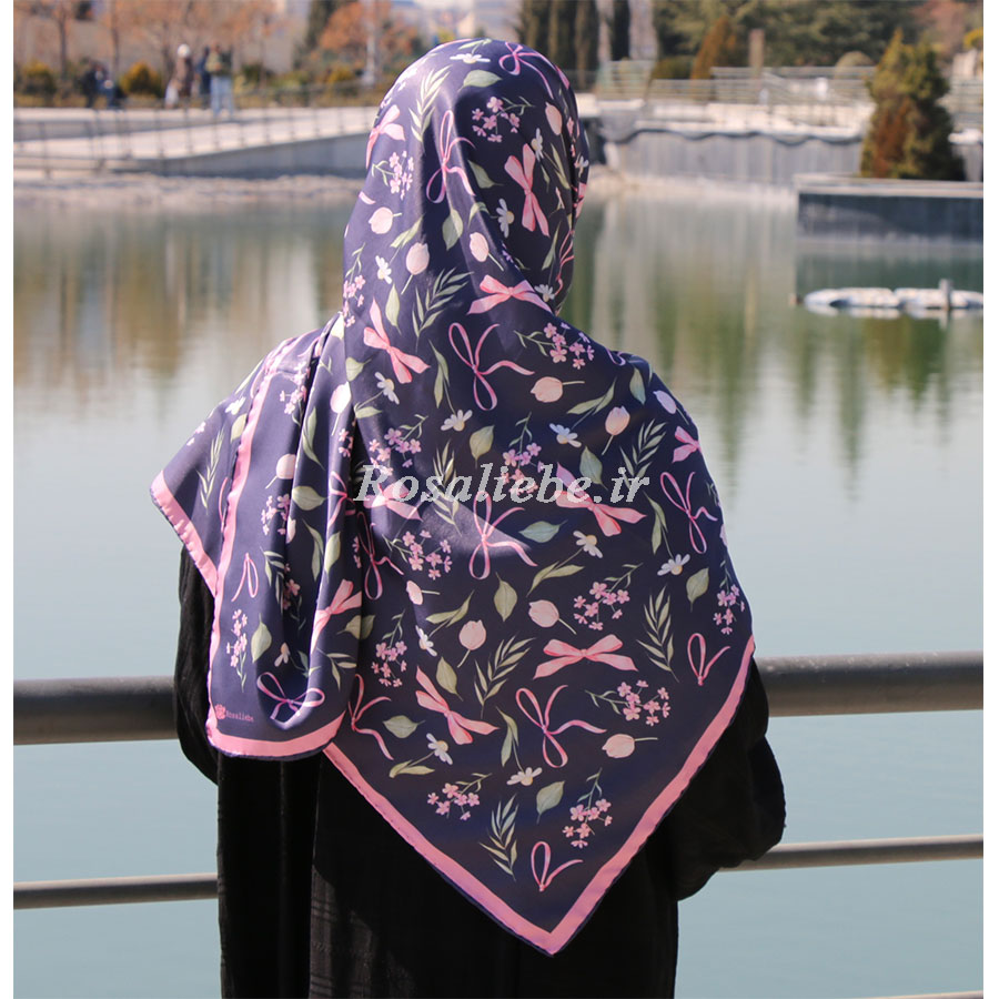 44882روسری ابریشم توییل نازین سرمه ای